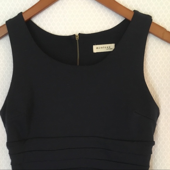 Cute navy knit dress. - Picture 2 of 2